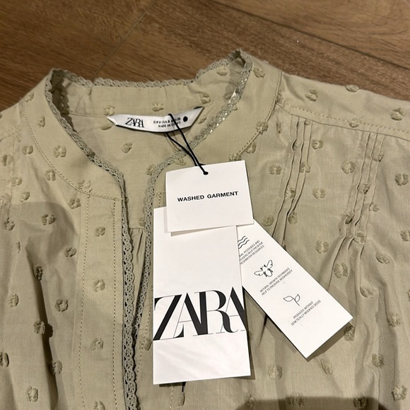 Zara Clip Dot Blouse - Picture 2 of 5
